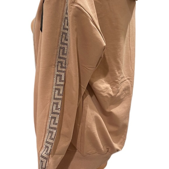 NEW VERSACE WOMEN BLING RHINESTONE 2PC SET ZIP HOODIE SWEATSHIRT & JOGGERS NICE! - Picture 8 of 10